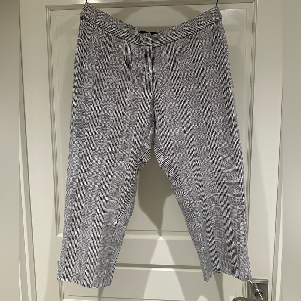 Amanda + Chelsea Straight Leg Capri Stretch Pant Plaid Black White Blue sz 14